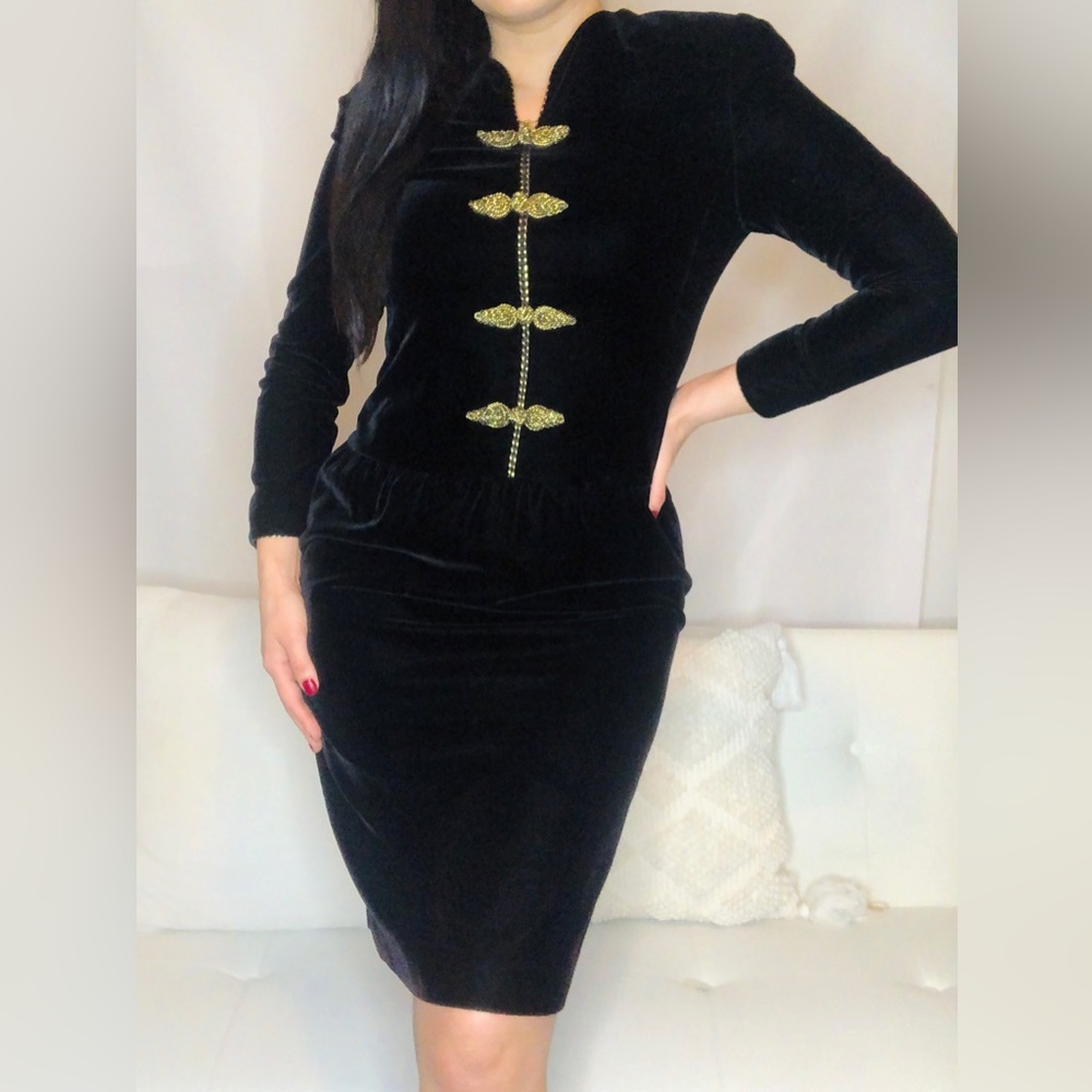 Vintage Liz Claiborne Petites black velvet dress